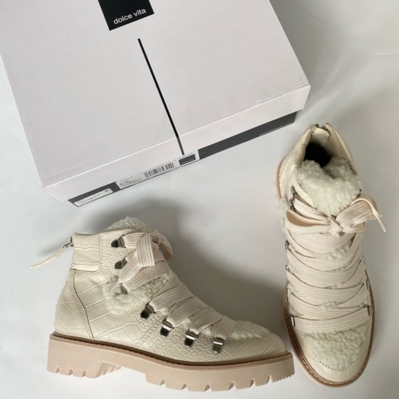 BNIB🎁Dolce Vita "Pace" Faux Croc & Sherpa Lace Up Hiking Boot in Ivory - Picture 4 of 4